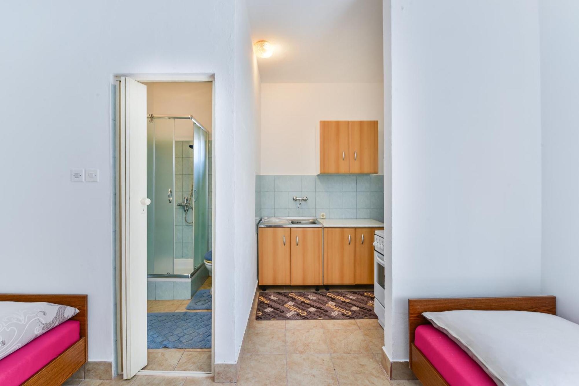 Apartments With A Parking Space Nin, Zadar - 19555 Rom bilde